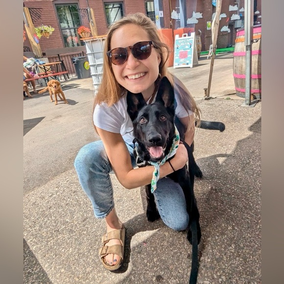 Meet your Posher, Cassie - Picture 1 of 1